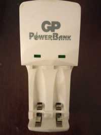 Зарядний пристрій GP Power Bank GPKB02GS на 2 AA/AAA 1.4V