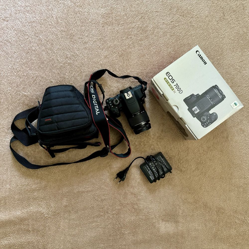 Canon EOS 700D kit EF-S 18-55mm III в идеальном состоянии