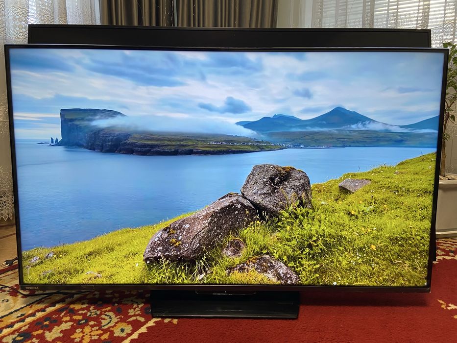 Телевізор Toshiba 50UV3363DA SmartTV/wifi/4K/12.2023 як новий