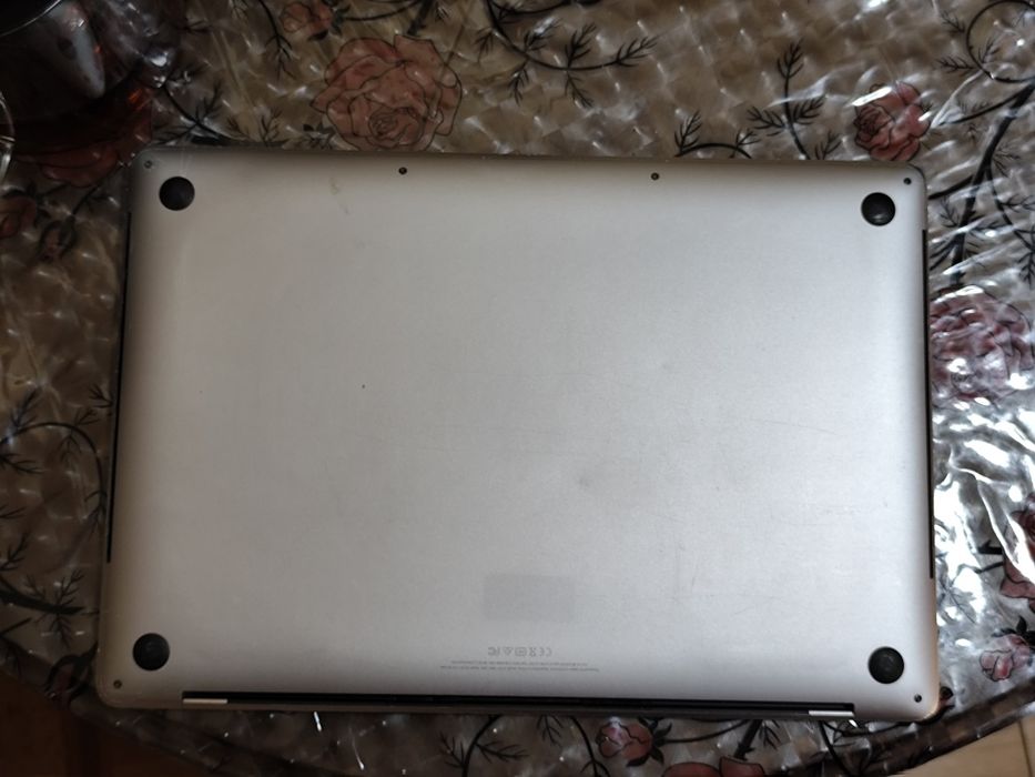 Ноутбук MacBook Pro