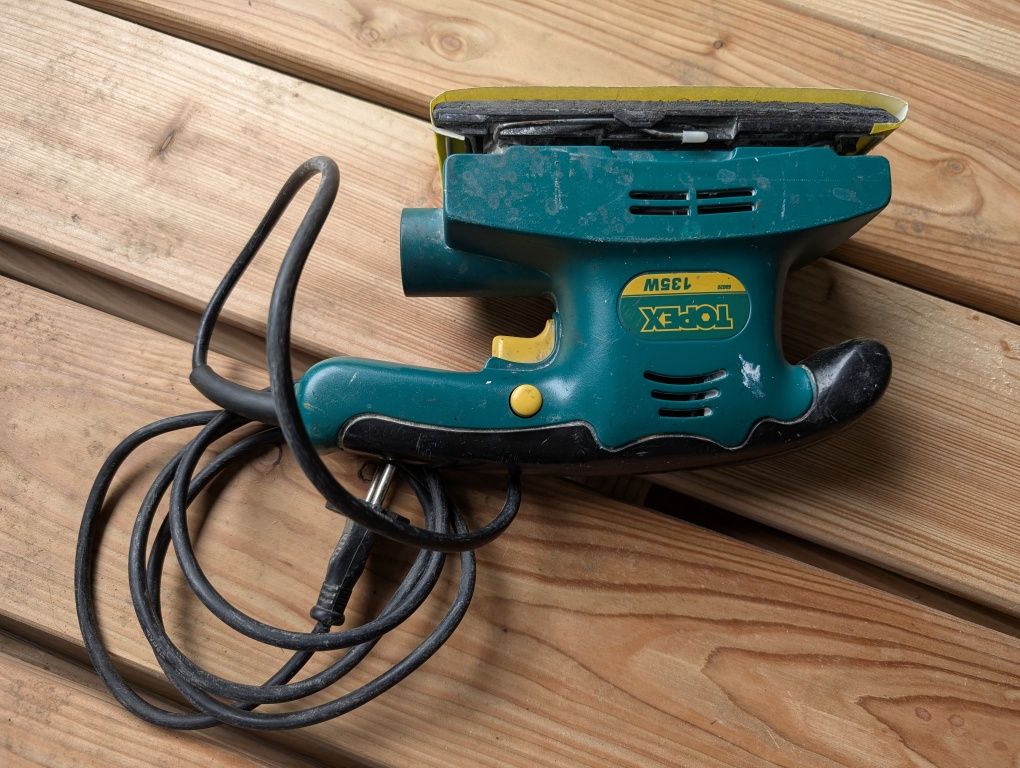 Szlifierka oscylacyjna Topex 135 W