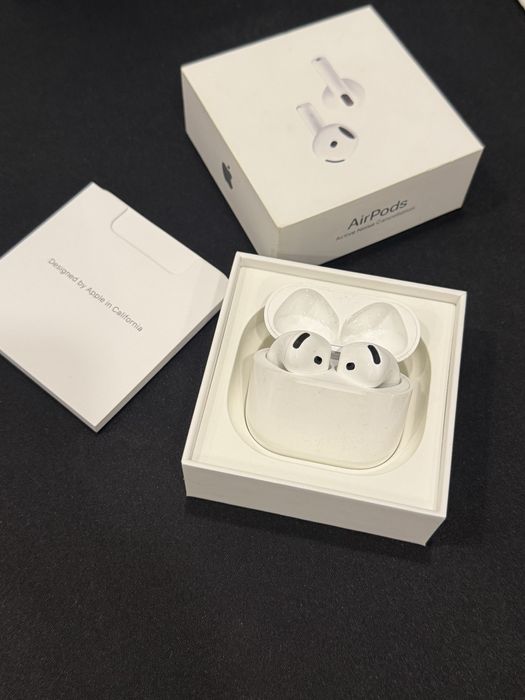 sluchawki airpods 4 anc