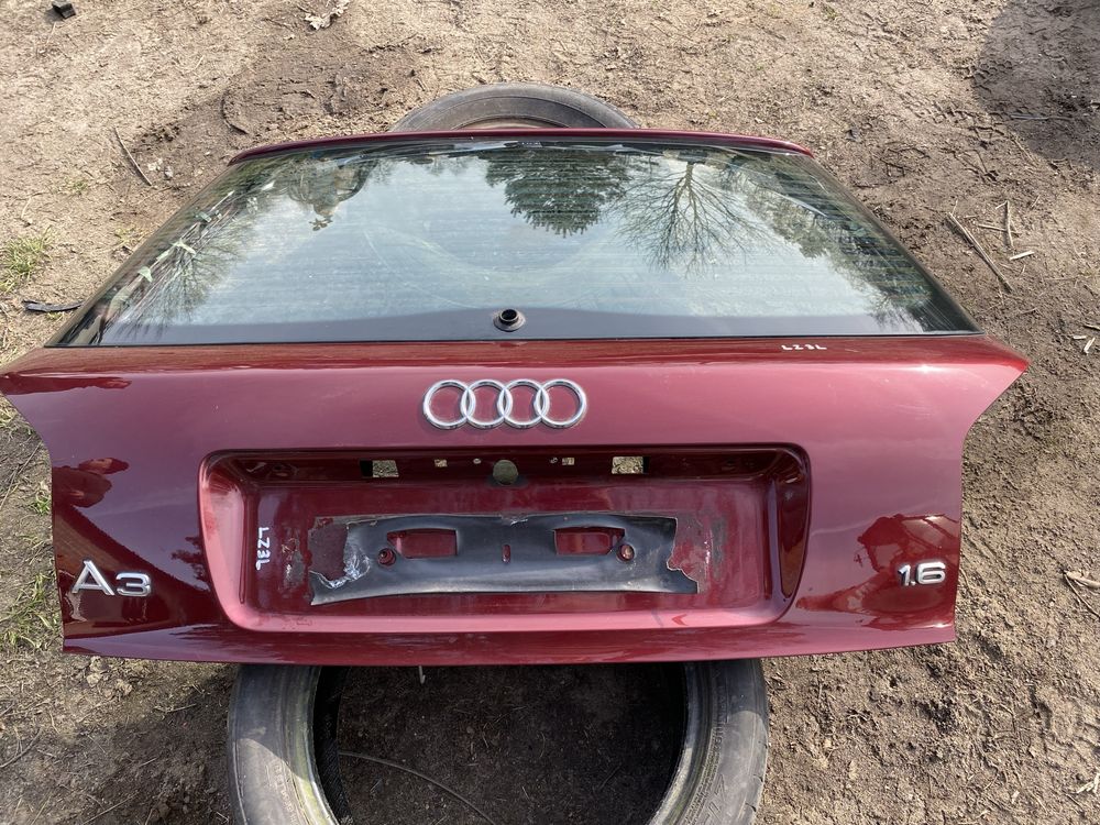 Audi a3 8l lift klapa bagaznika tyl tylna LZ3L