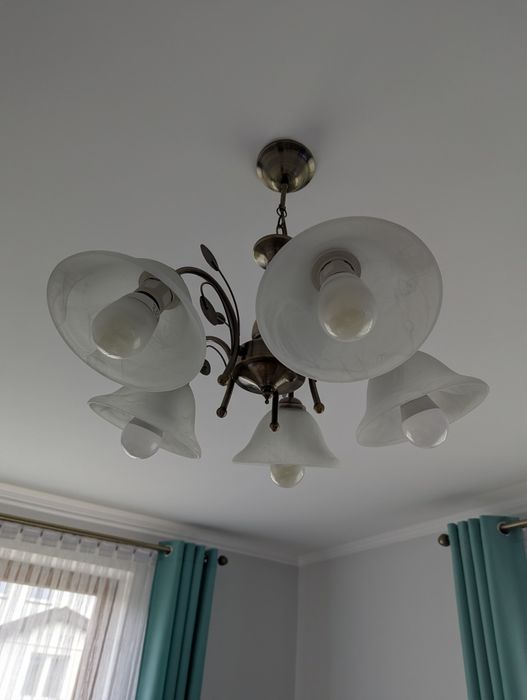 Żyrandol stare złoto, super stan