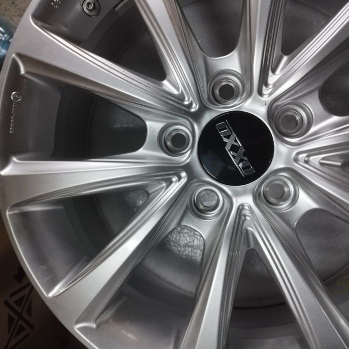 2 Felgi OXXO Liberty 17 5x112