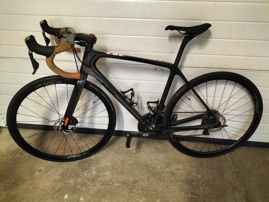 KTM Revelator Sky di2 com potenciometro