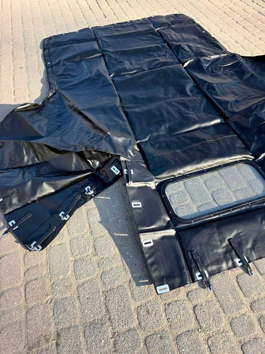 Plandeka UAZ 469 NOWA czarna z szybą