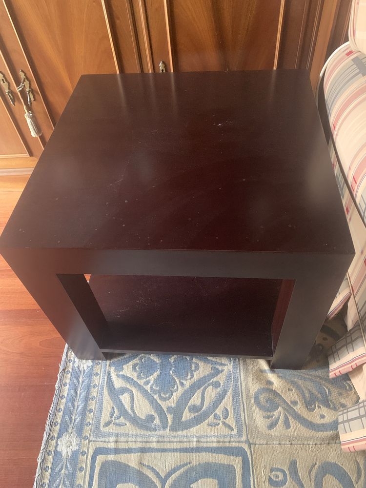 Mesa de apoio em madeira
