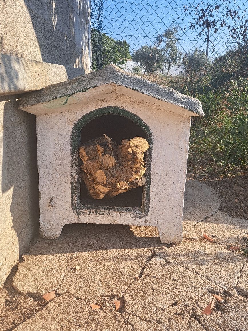 Casota para cães.