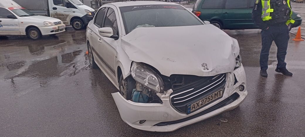 Продам Peugeot 301