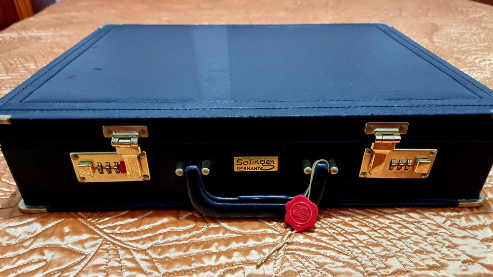 Faqueiro Solingen Germany 18/10 — 70 Peças — Novo na Mala Original