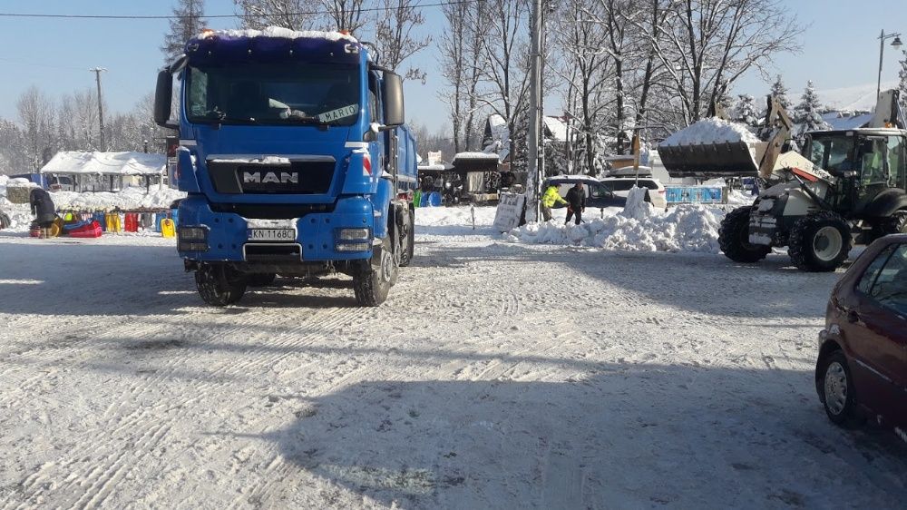 wykop pod fundamenty domu Koparko Ładowarką koparka kołowa młot