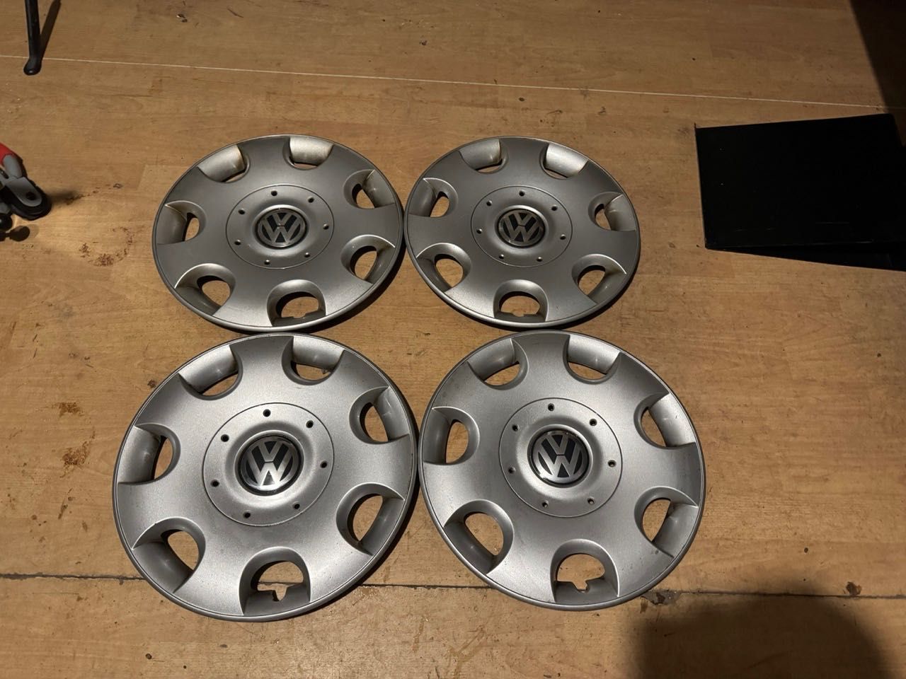 4x kołpaki 16" cali oryginalne OE do VW Golf Touran Passat Jetta Polo