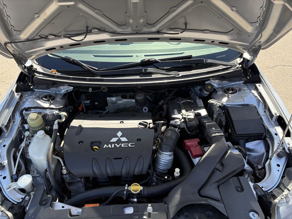 Mitsubishi Lancer X в хорошем состоянии