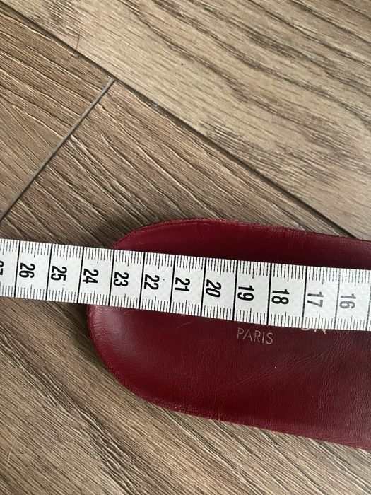 Louis Vuitton, 38-38,5 розмір. 23,5 см. Усталка.