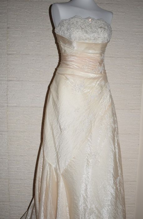 Piękna suknia ślubna ECRI r. 36/S