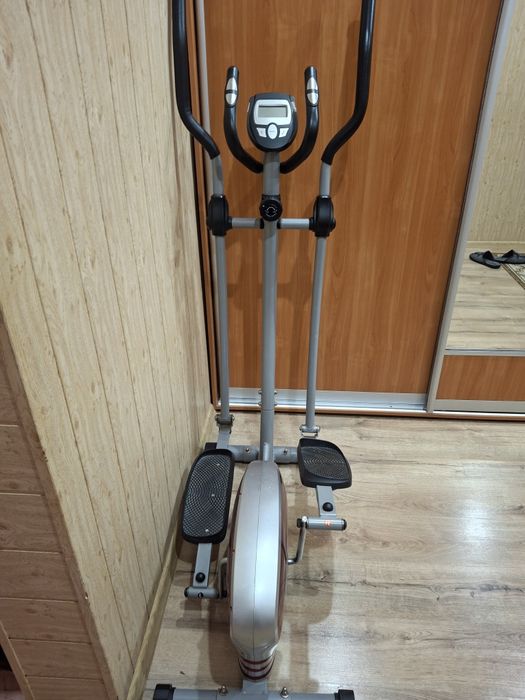 Орбітрек, тренажер