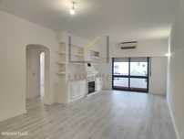 Apartamento T2 Albufeira com varanda e garagem