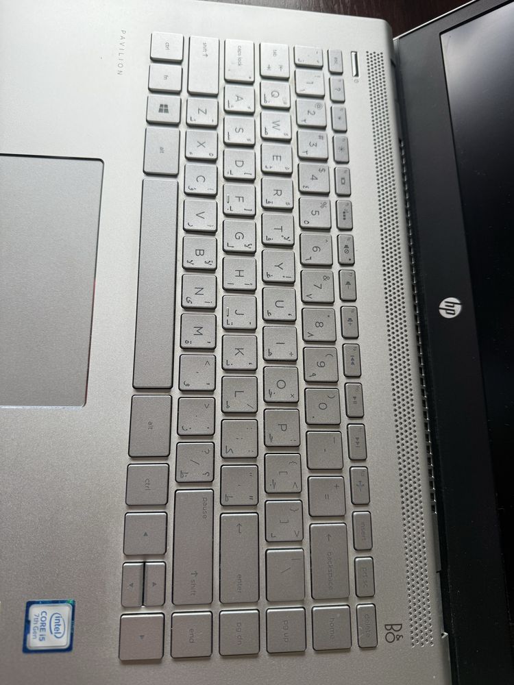 HP Pavilion 14 i5-7200U 12GB 1TB NVIDIA 940MX-4GB
