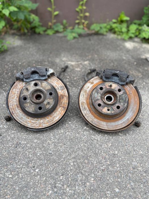 Поворотный кулак стойки перед зад Ступица тормозной диск ваз 08 09