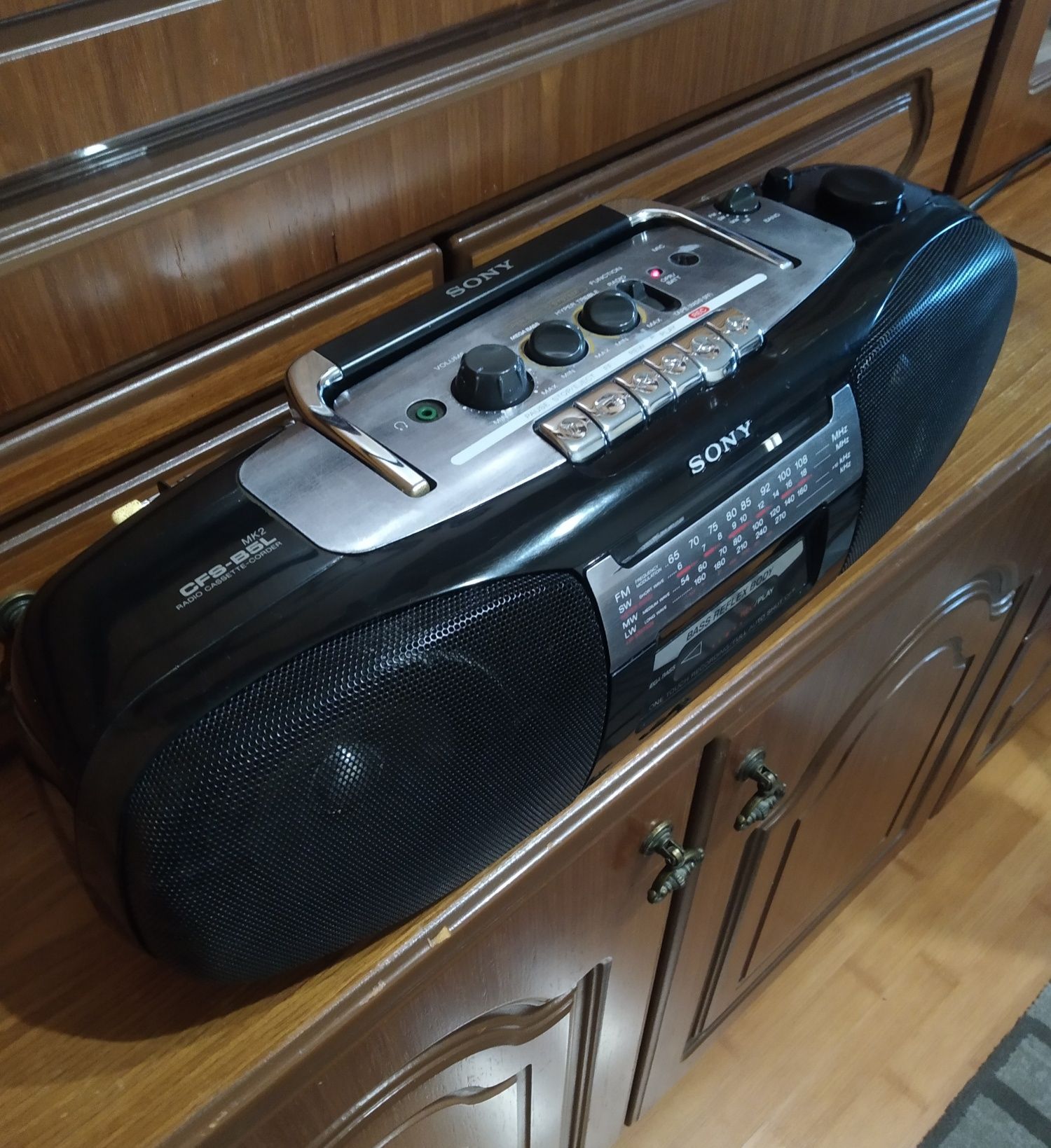 SONY CFS-B5L MK2 Радио кассетная магнитола магнитофон приемник
Радио к