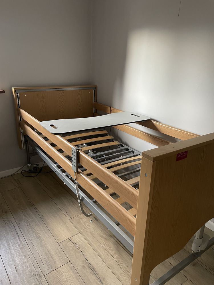 Łóżko rehabilitycyjne wraz z materacem