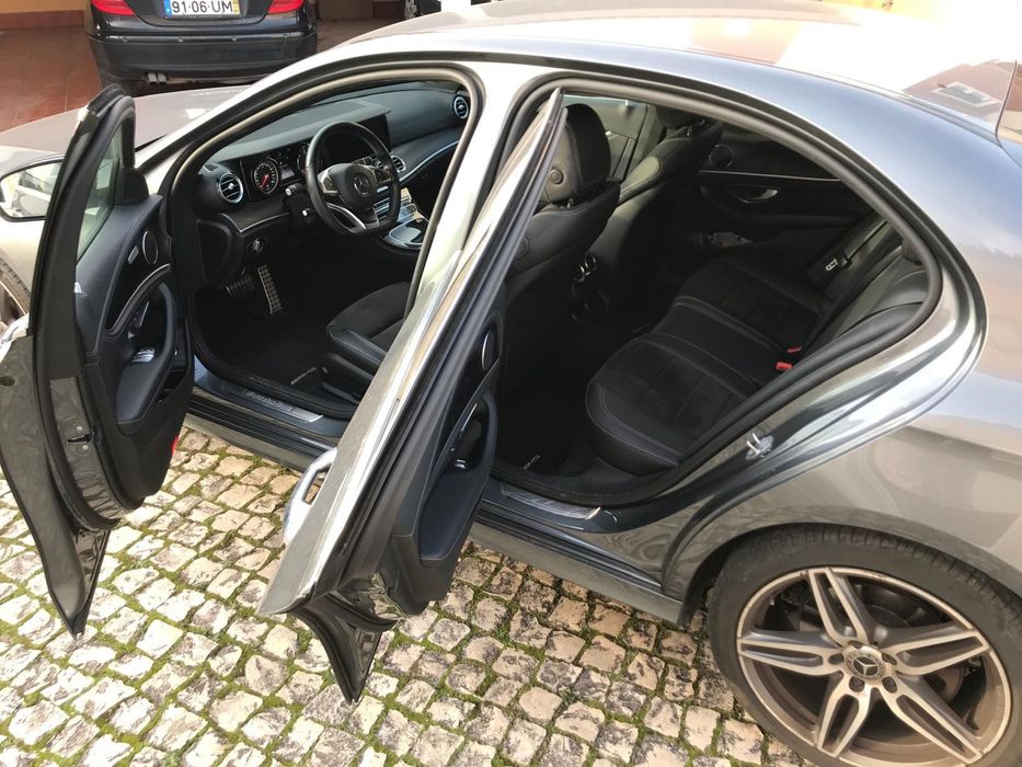 Mercedes Benz - E220 d - Interiores extra