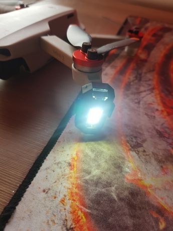 Światło antykolizyjne 8 kolorów dla drona