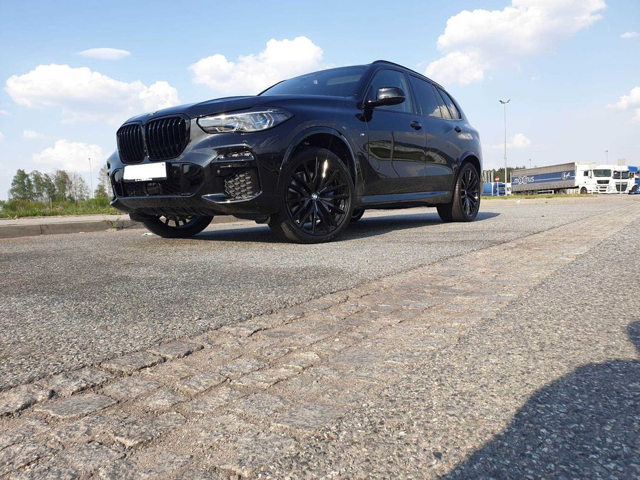 BMW X5 40d, 340 KM, MAX wyposażenie, 2022 rok, przebieg 5400 km