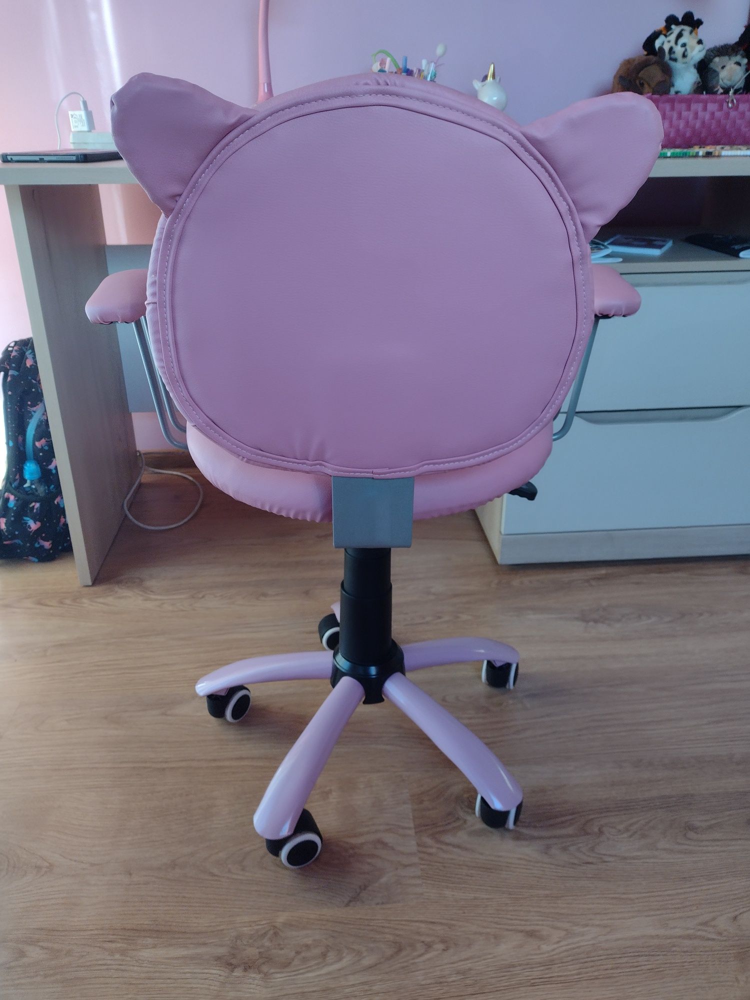 Biurko dla dziewczynki + krzesło/fotel do biurka kotek