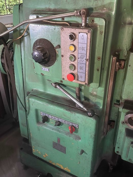 Frezarka pozioma 6p82