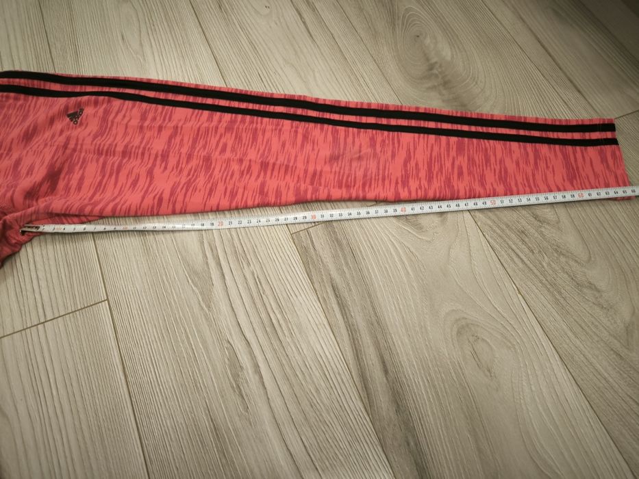 Piękne różowe legginsy Adidas XS