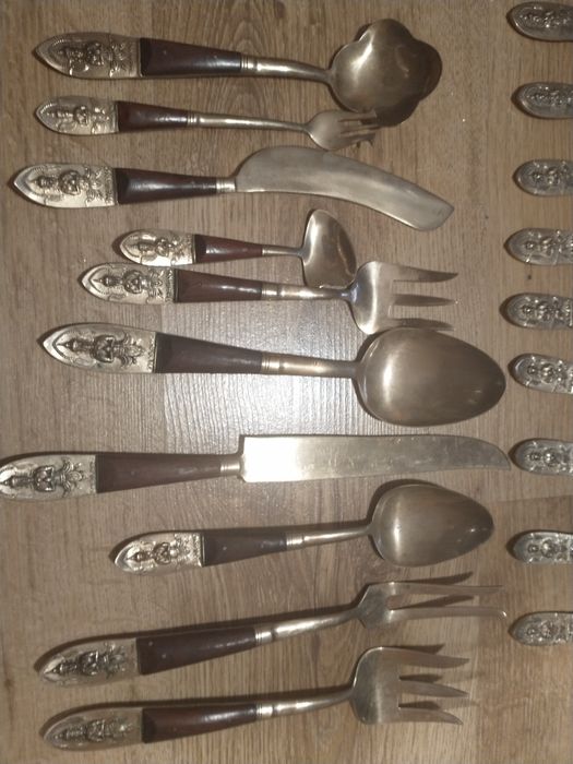 Zestaw sztućców tajlandzkich 137szt