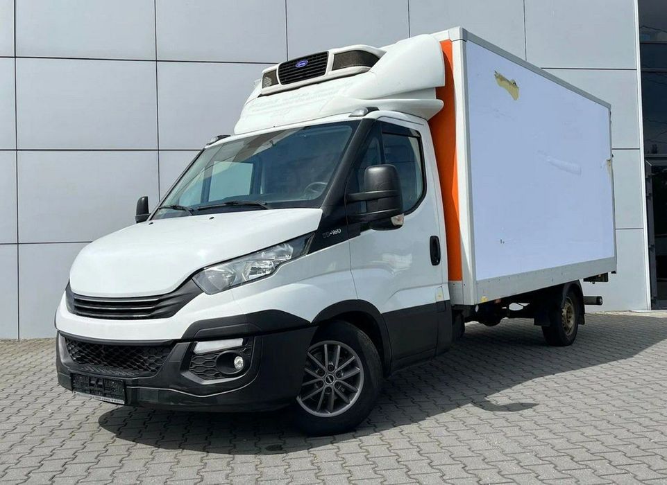 Iveco Daily  Chłodnia /winda /automat/ Webasto / Kamera cofania/ Podgrzewane fotele