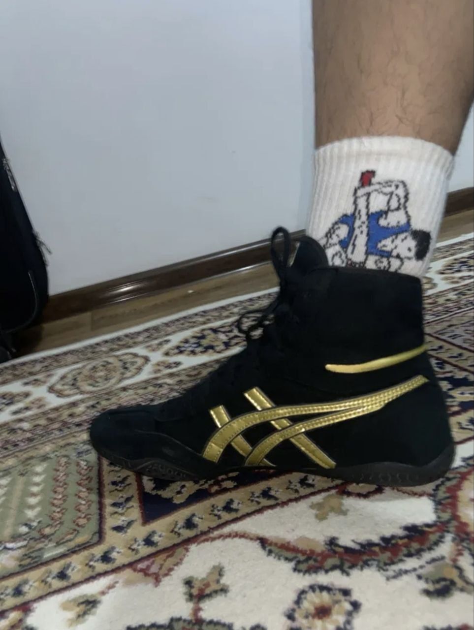 БОРЦОВКИ ASICS Tiger EX-EO TWR900 чорно-золоті

(1083A001_G)