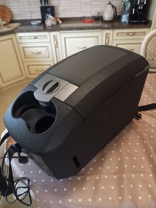 Холодильник автомобільний.