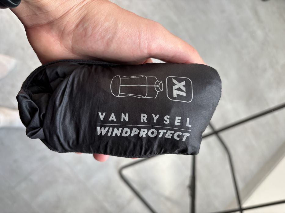 Ultra lekka wiatrowka kamizelka Van Rysel XL