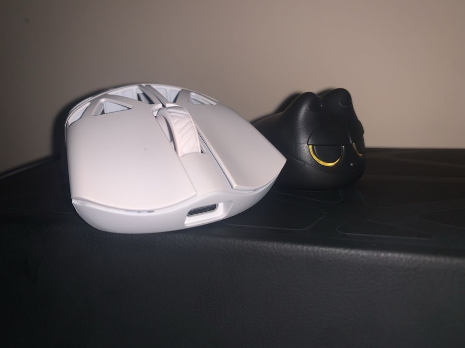 СРОЧНО ТОРГ! ігрова миша WLMOUSE beast x Pro 8K