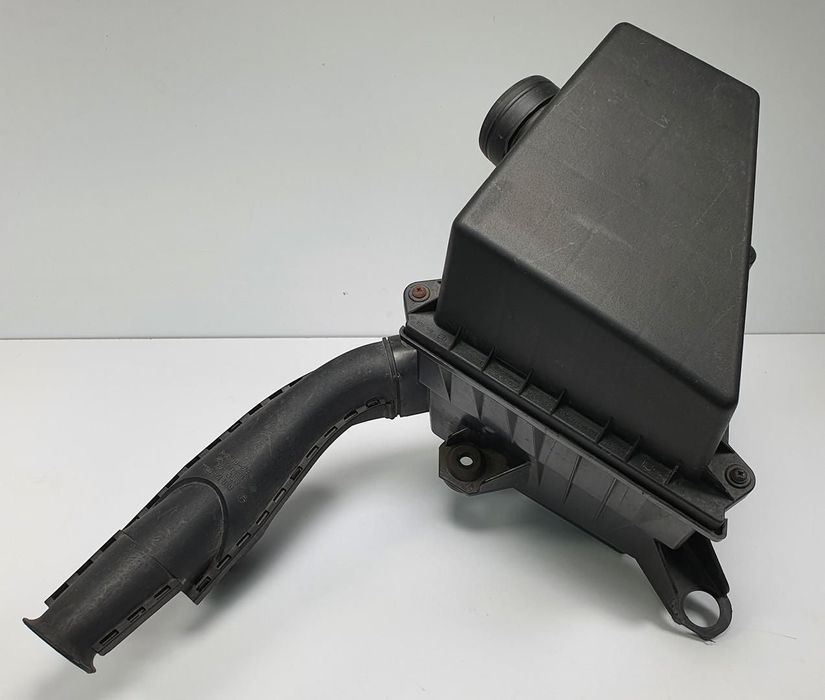 OBUDOWA FILTRA POWIETRZA SKODA FABIA I 1.4 MPI 8V 6Y0129607C