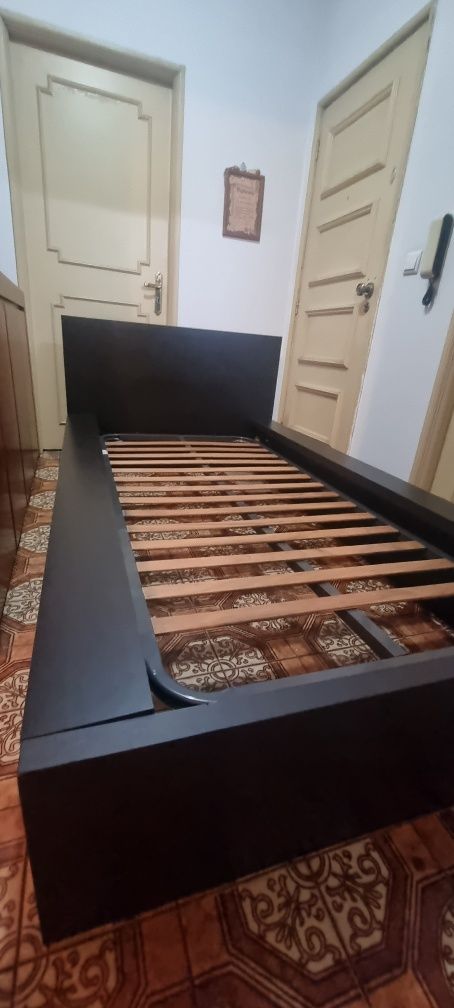 Cama de solteiro