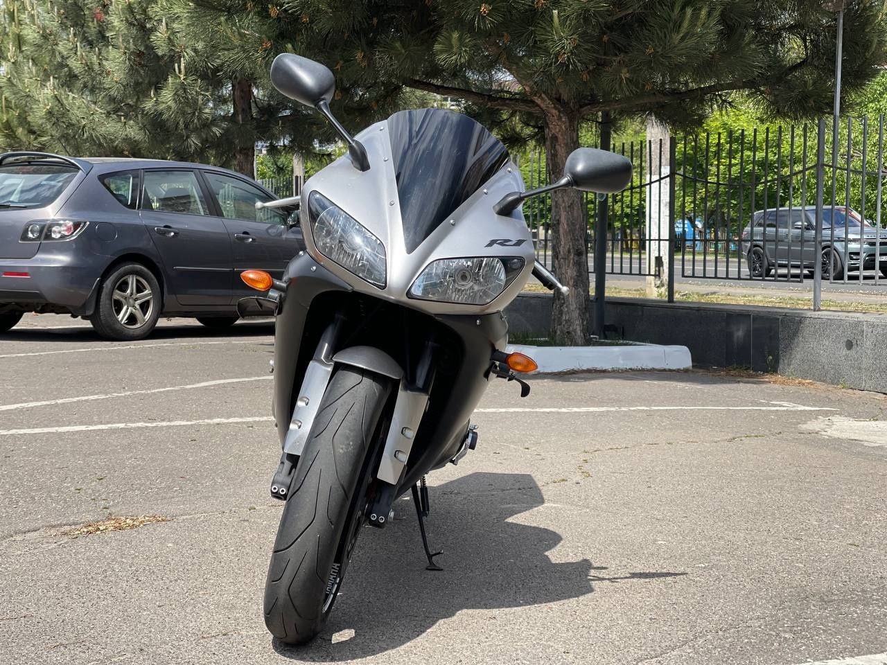 Продам Yamaha YZF R1