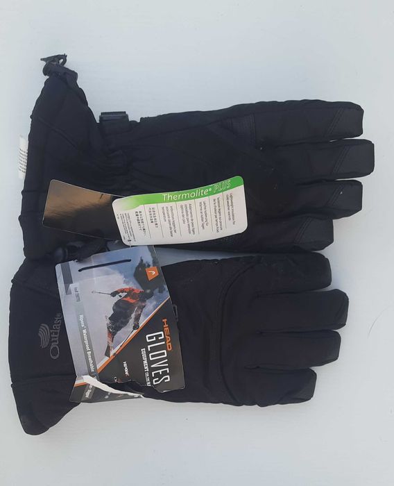 Горнолыжный набор-лыжи,сапоги 4т.гр шлем,очки,перчатки новые