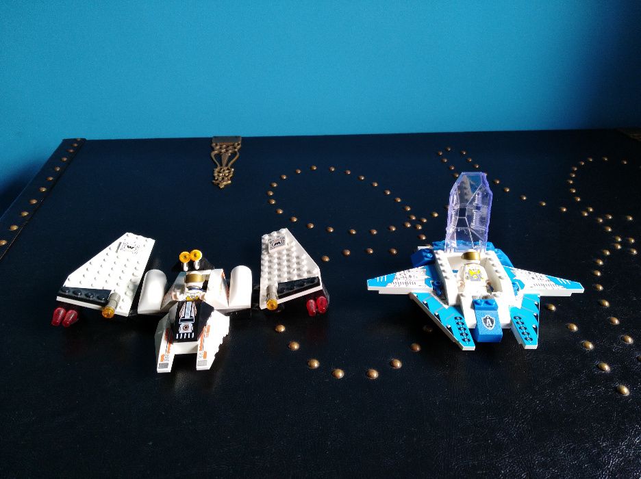 Troley do Noddy - 71 Tasos - 2 naves espaciais em Lego