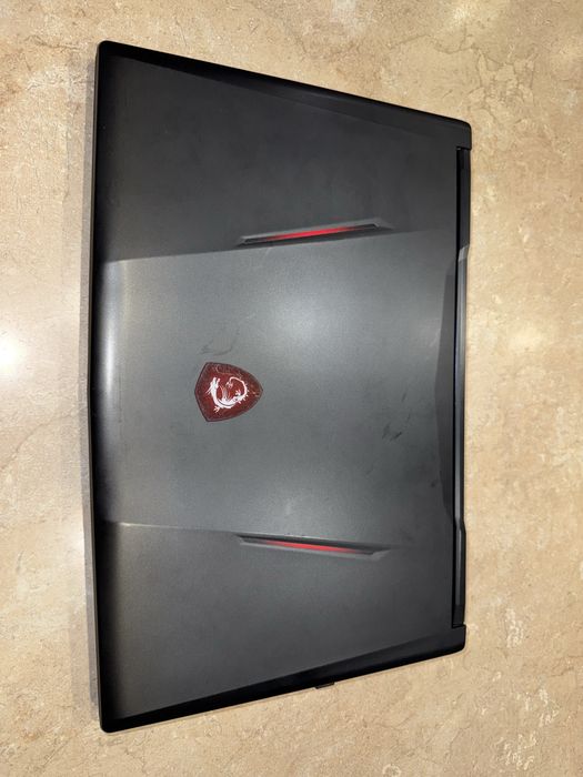 Laptop gamingowy  MSI GL63 9SD