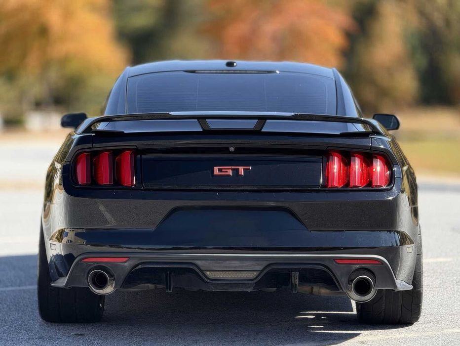 Ford Mustang GT Premium      2016