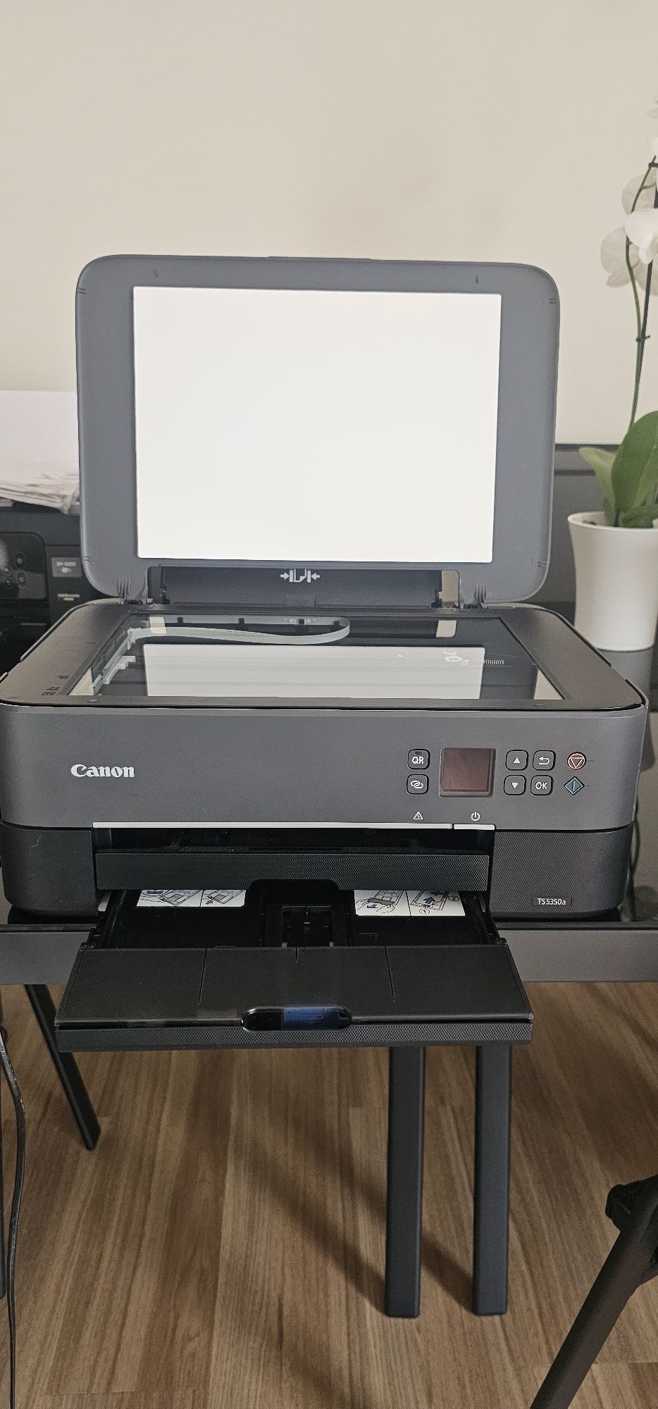 Para vender tem 8 meses de uso.