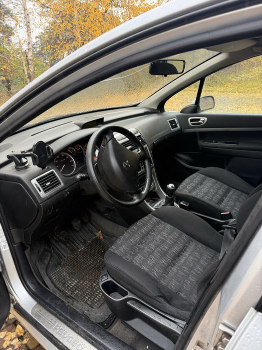 Продам Пежо 307  универсал