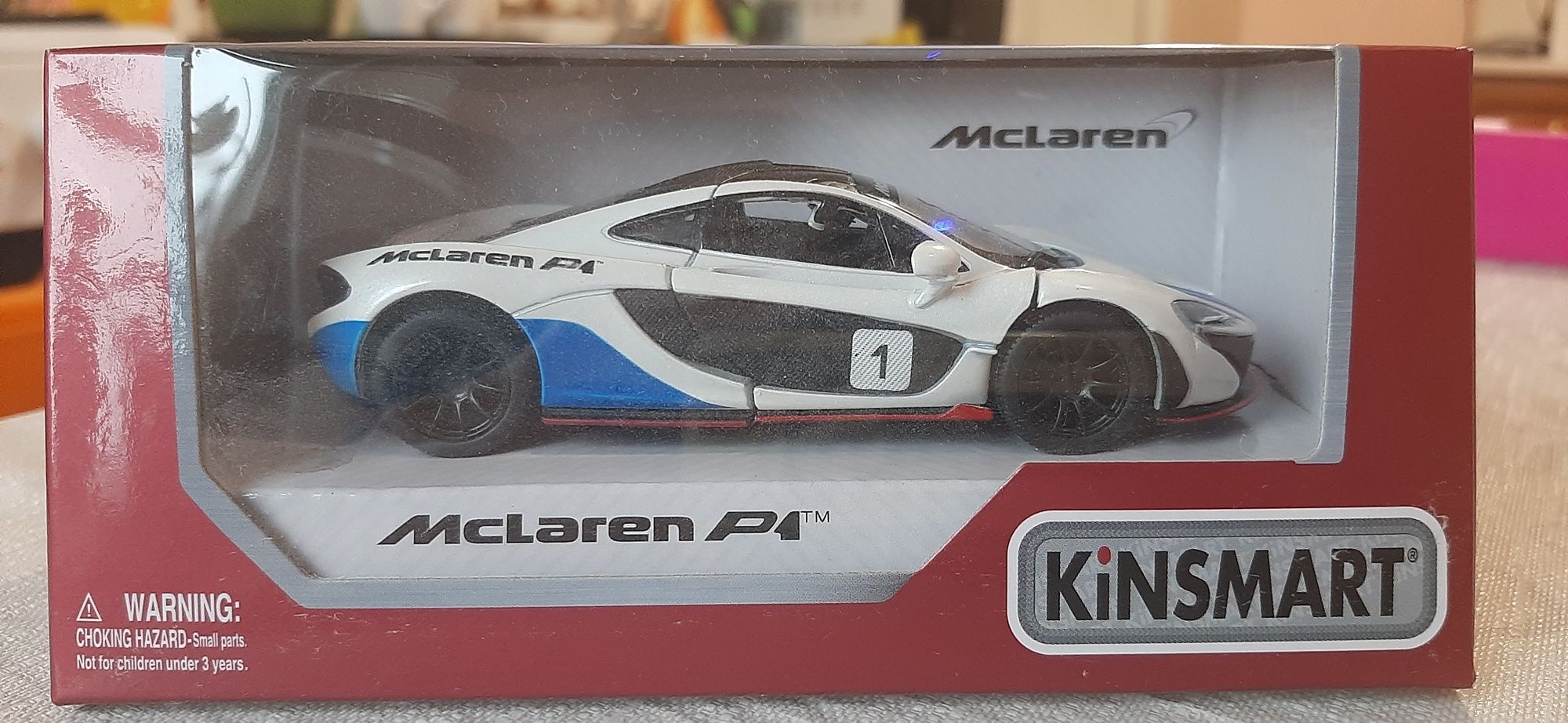 McLaren P4 моделька іграшка