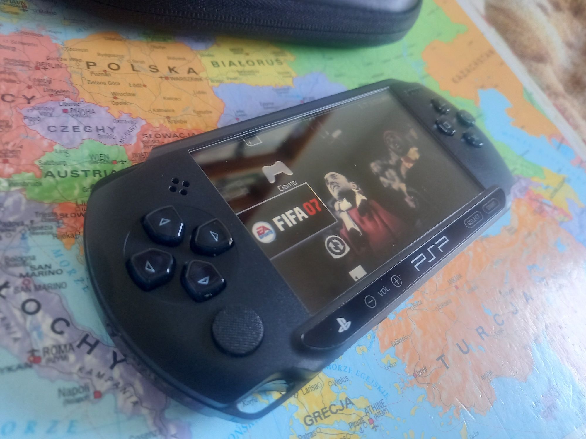 Konsola Sony psp Street 1004 4gb 20 gier stan idealny