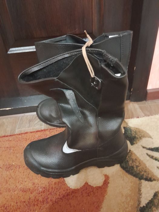 Сапоги робочі нові